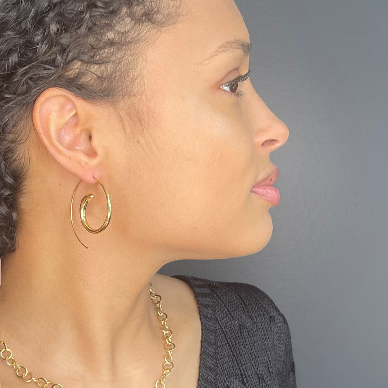 10 Staple Jewelry Pieces Every Woman Should Own