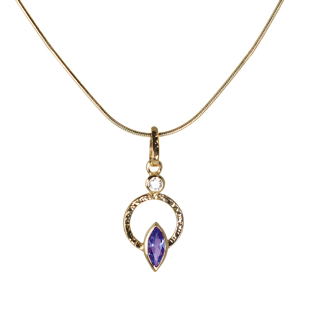 Q Necklace 18k Vermeil