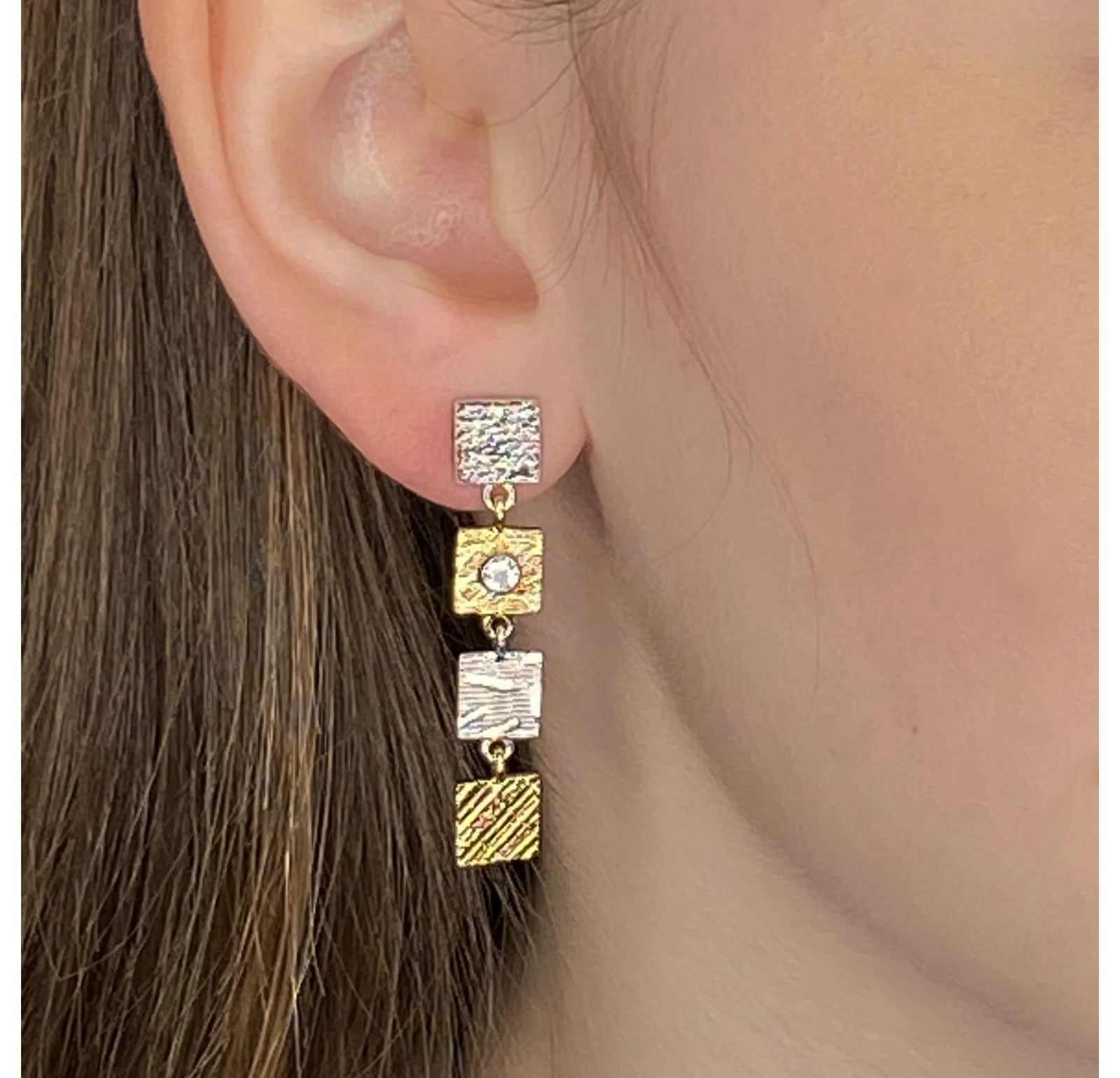 How to Buy and Wear Mismatched Earrings - Q Evon