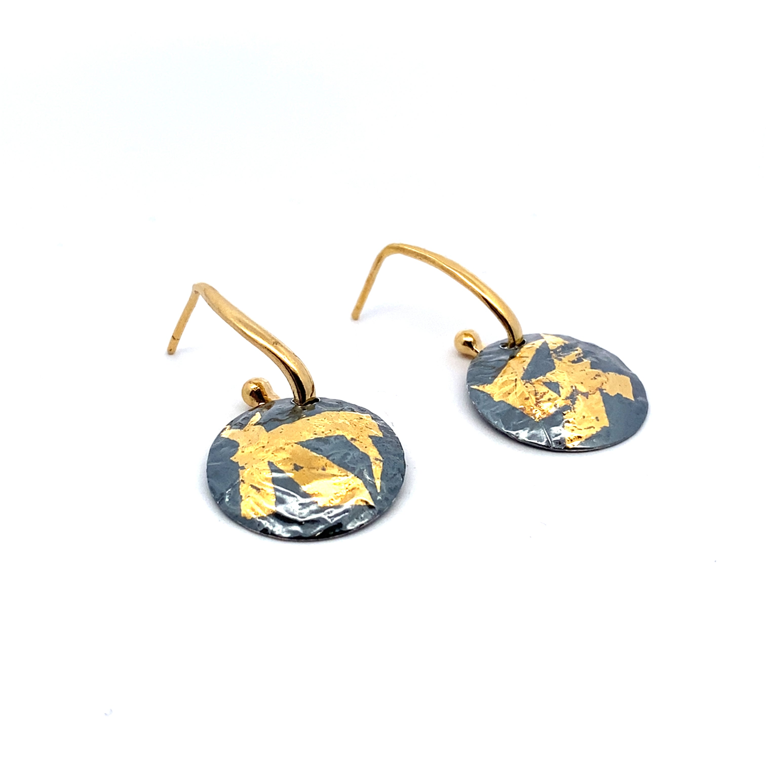 Short Wavy Post Keum-boo Disc Earrings