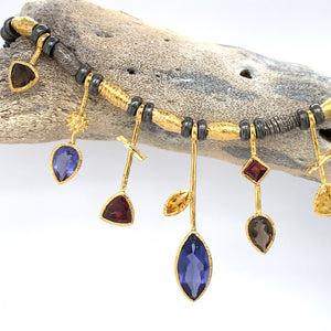 7 Stick Edge Necklace - Iolite/Gold