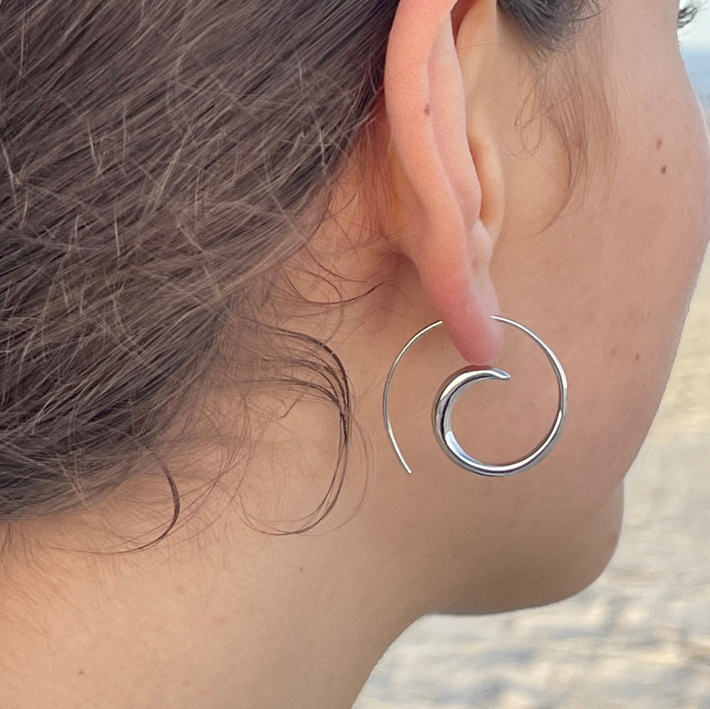 Swirled Tube Hoop Earrings