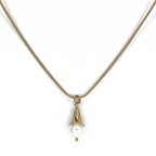 Lily Cap Teardrop Pearl, Gold - Q Evon Fine Jewelry