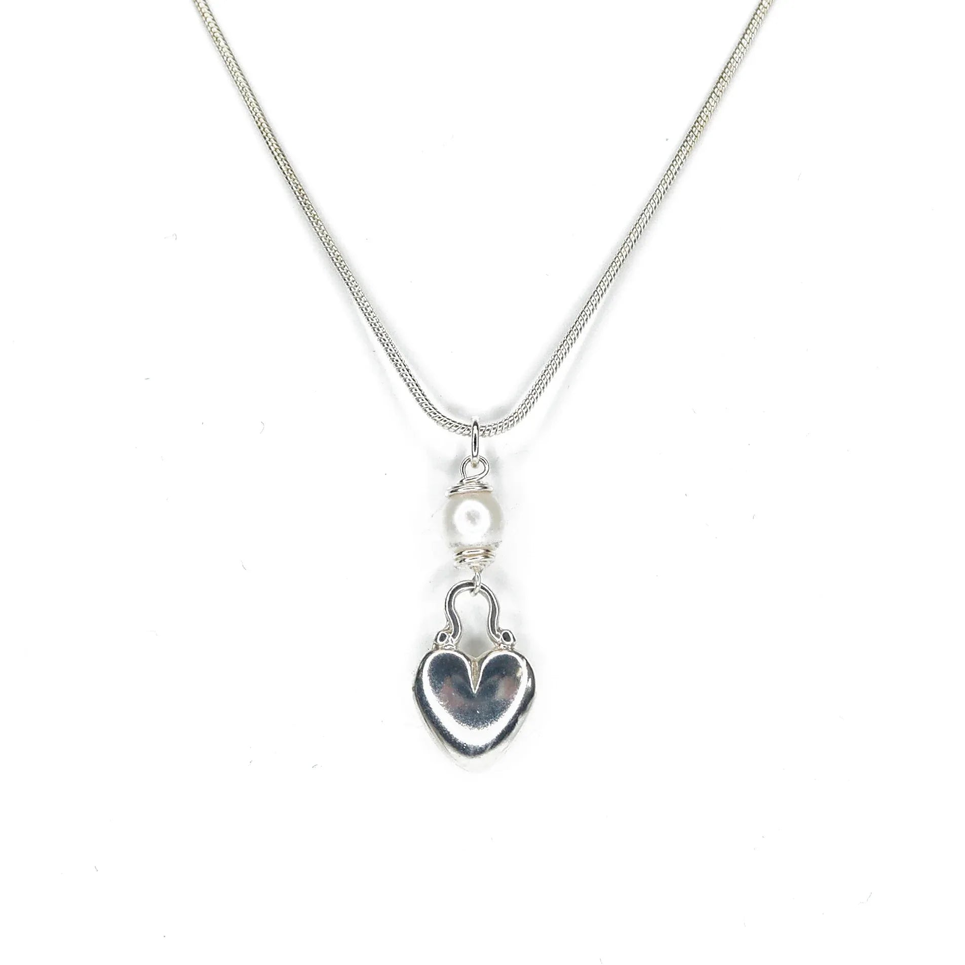Heart & Pearl Drop Pendant - Q Evon Fine Jewelry