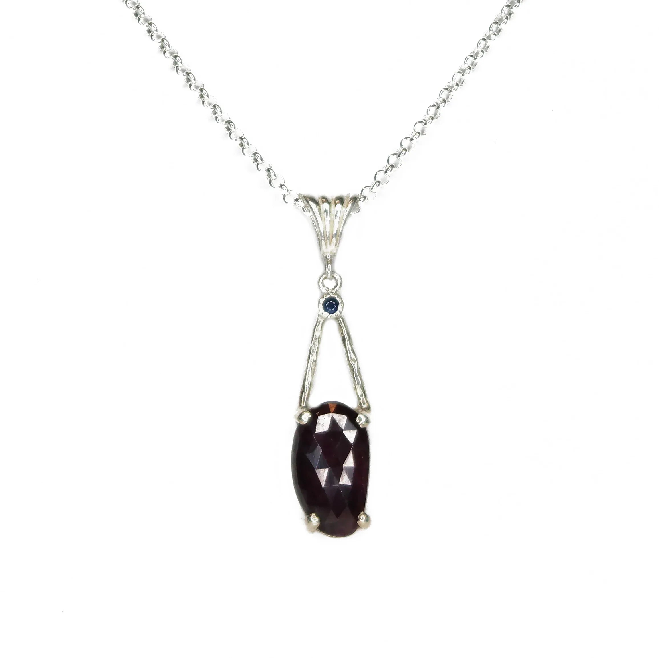 Deep Red Sapphire with Blue Sapphire - Q Evon Fine Jewelry